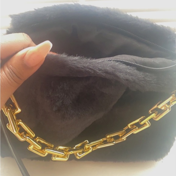 Handbag - Picture 2 of 3